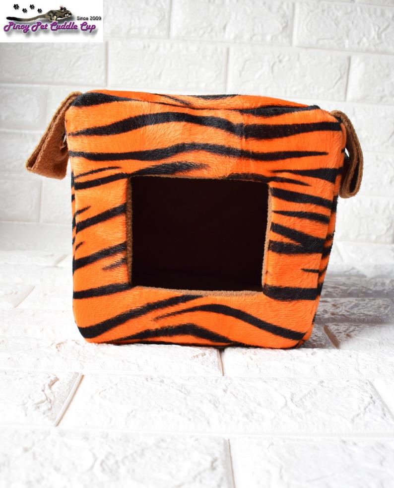Sugar Glider and Small Pets Cube