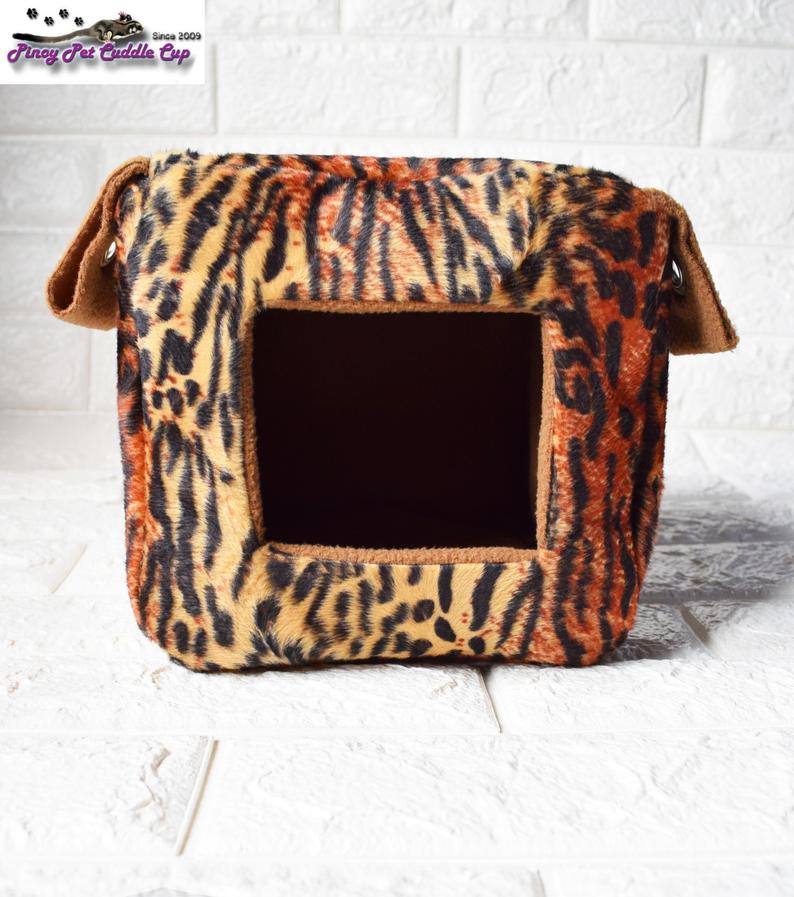 Sugar Glider and Small Pets Cube