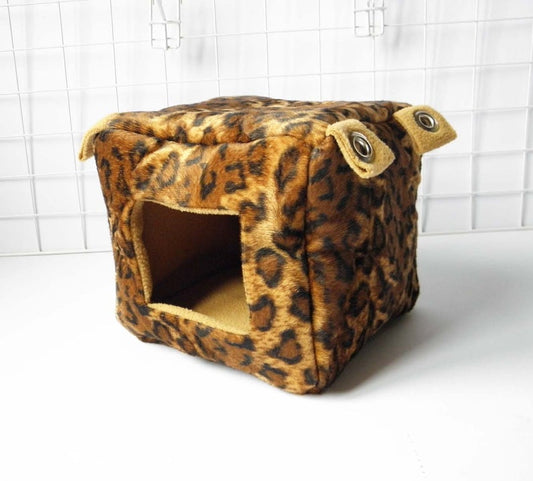 Sugar Glider and Small Pets Cube